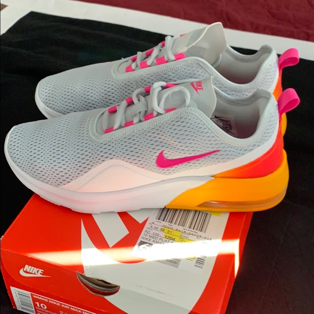 Women’s Air Max Motion 2